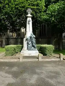 Monument aux morts d'Écoust-Saint-Mein.