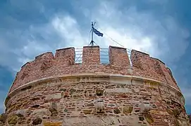 Détails de la tourelle sommitale.