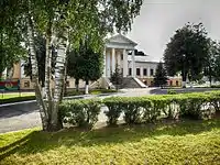 Le palais à Valojyn.