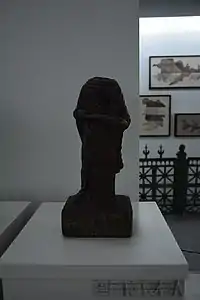 Statue d'Asclépios.