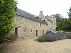 Plomelin : le manoir de Lestremeur.
