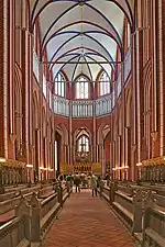 Stalles et chœur de l'abbatiale.