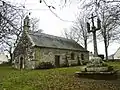 La chapelle et le calvaire Saint-Trémeur.