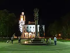 L'hôtel de ville classé n° 46-109-0006.