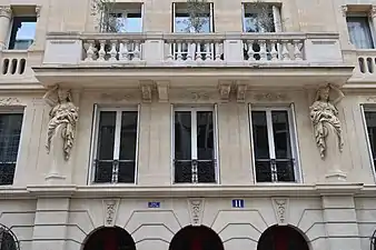 No 11 : cariatides.