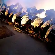 Installation des fleurs de béton.