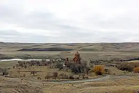 Complexe monastique de Marmashen (de gauche à droite : Sourp Petros, Sourp Stepanos et Sourp Astvatsatsin).