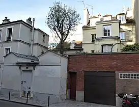 15 rue des Tanneries.