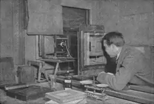 Fabrication de plaques de lanterne, 1893