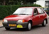 Opel Kadett LS (quatre portes)