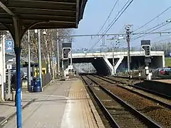 Nouveau pont et assiette de la ligne à quatre voie du RER bruxellois