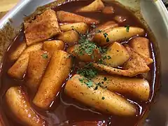 Tteokboggi (떡볶이).