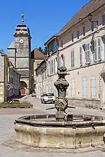 La fontaine.