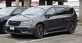 Chrysler Pacifica (monospace)