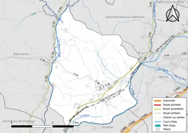 Carte en couleur présentant le réseau hydrographique de la commune