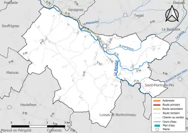 Carte en couleur présentant le réseau hydrographique de la commune