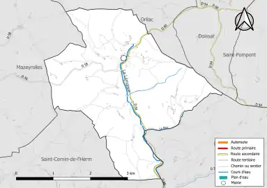 Carte en couleur présentant le réseau hydrographique de la commune