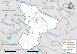 Carte en couleur présentant le réseau hydrographique de la commune