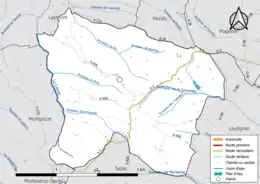 Carte en couleur présentant le réseau hydrographique de la commune