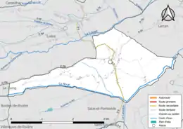Carte  en couleur présentant le réseau hydrographique de la commune