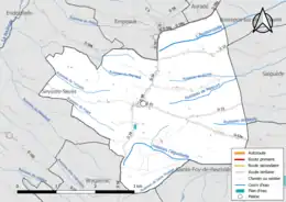 Carte en couleur présentant le réseau hydrographique de la commune