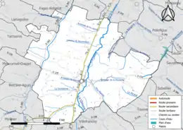 Carte en couleur présentant le réseau hydrographique de la commune