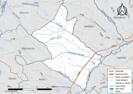 Carte en couleur présentant le réseau hydrographique de la commune