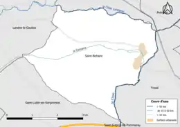 Carte en couleur présentantle réseau hydrographique de la commune