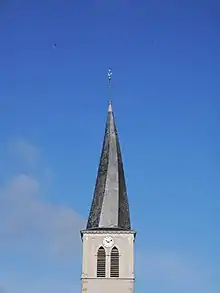 Le clocher tors de l'église.