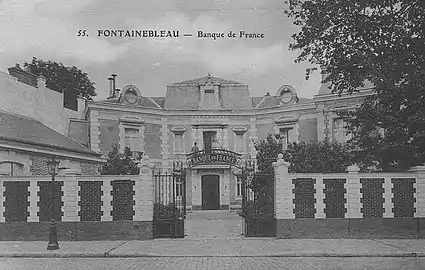 Façade de l'édifice depuis la rue Grande dans la première moitié du XXe siècle.