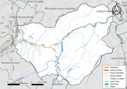 Carte en couleur présentant le réseau hydrographique de la commune