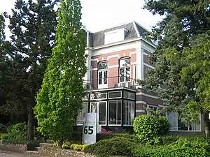 Habitation du XIXe&nbsp;siècle reconvertie en bureaux.