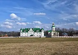 le monastère Motronynskiy classé