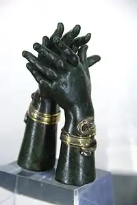 Casse-noix en bronze, hauteur 16,5 cm, vers 300 av. J.-C.