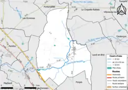 Carte en couleur présentant le réseau hydrographique de la commune