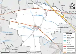 Carte en couleur présentant le réseau hydrographique de la commune