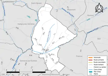 Carte en couleur présentant le réseau hydrographique de la commune