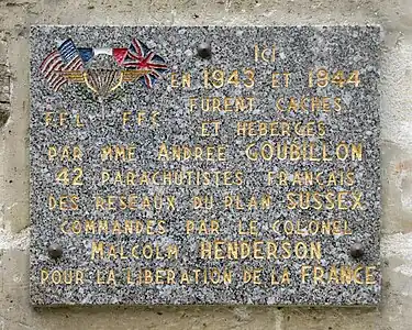 Plaque commémorative du no 8