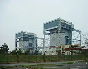 Les réacteurs graphite-gaz A1 et A2 de la centrale.