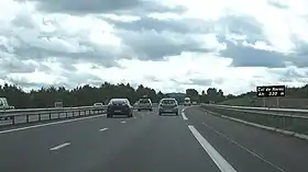 L'autoroute franchissant le col de Naves