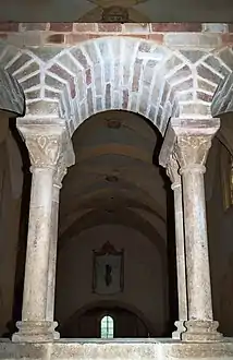 Colonnettes géminées.