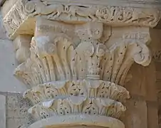 Chapiteau d'Hubertus, abbaye de Saint-Benoît-sur-Loire.