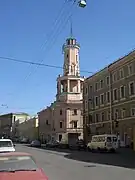 La caserne pompiers et de police à Saint-Pétersbourg