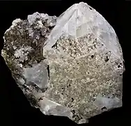 Adulaire (orthoclase) - Macle de Manebach - Adula Monts, Tessin, Suisse (7 × 6,5 cm)