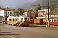 Une automotrice BDeh 2/4 202 de l'AL sur la place de la Gare en 1979.