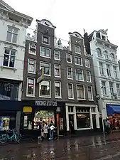 Les n°46 et 44 en 2010