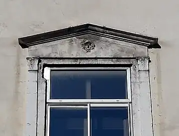 Mascaron de l'ancien palais de justice de Mont-de-Marsan (1811).