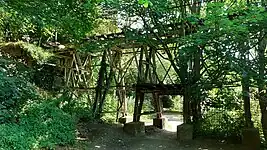Chemin de fer abandonné sur les berges à Wasquehal.