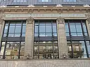 Nos 85-87, rue du Faubourg-Saint-Martin : ancien magasin Lévitan.