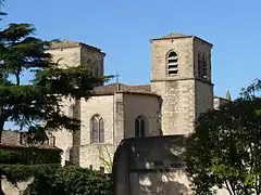 L'abside et les tours.